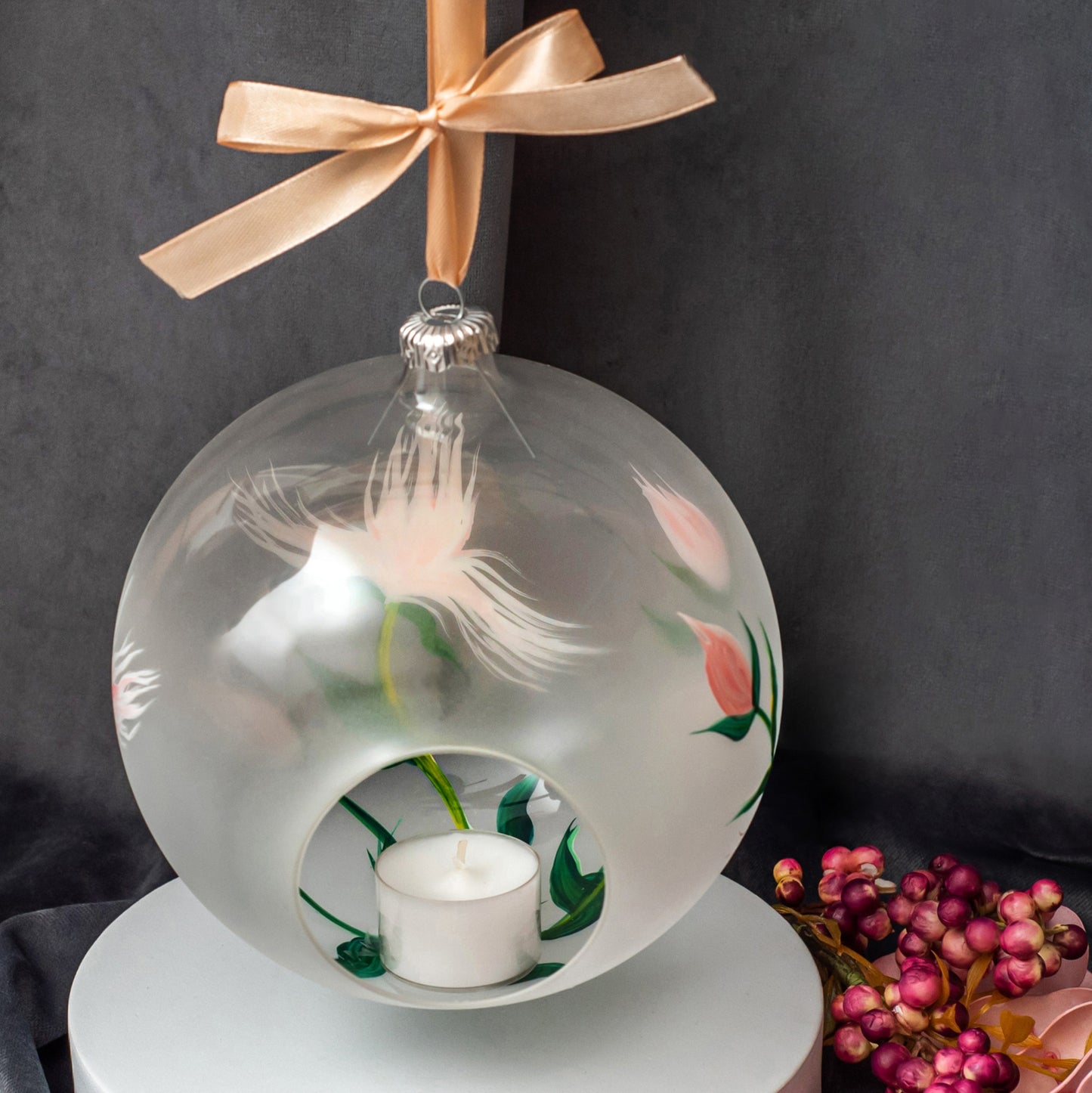Hanging Lantern - Big Flowers
